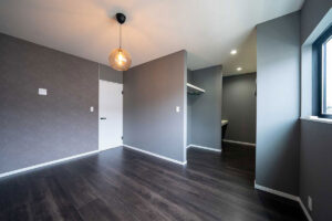 WH+BKシンプルモダン住宅