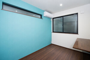 家族ひとりひとりの個性を描く彩り豊かな住宅