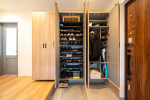 カフェ風LDKと「使い勝手」を徹底追求した、大人モダンな家