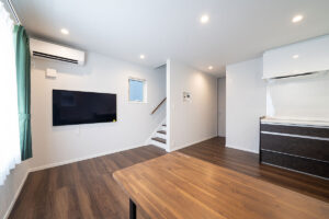 ピロティガレージと回遊動線で、家事をラクにする家